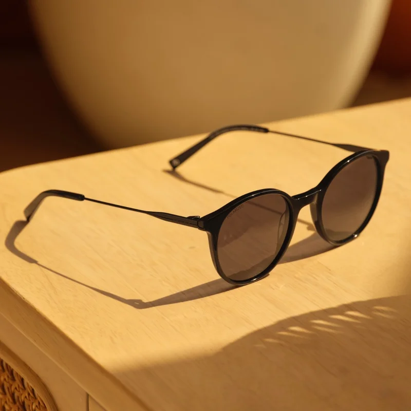 30 سندايز 30Sundays SHELL Polarized